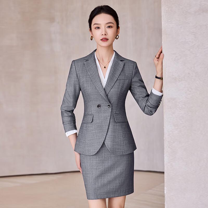 

Женский клетчатый деловой костюм из двух предметов L