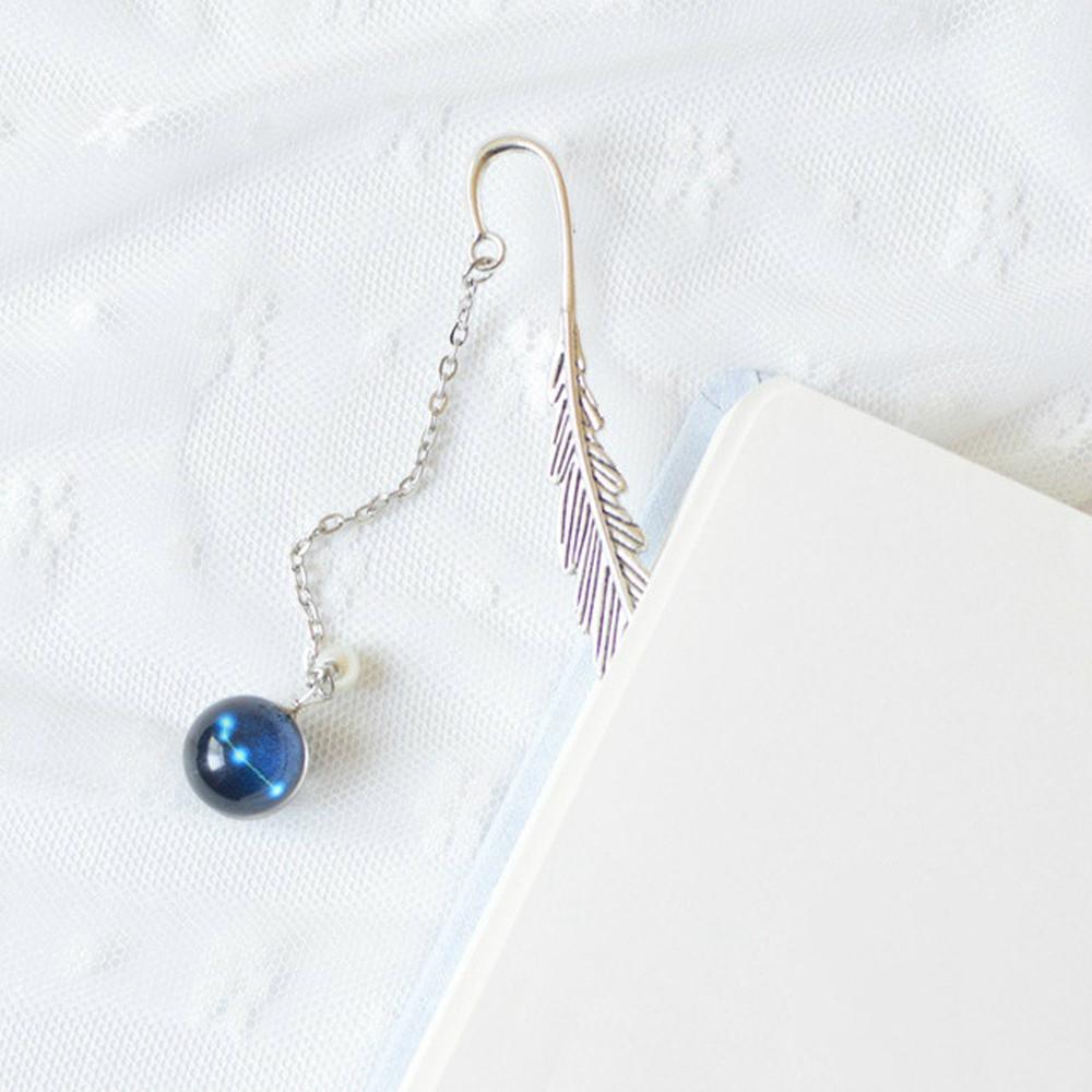 

Bookmark Metal Book mark Luminous Noctilucent Bookmark Bookmark Pendant 12 Constellation Bookmark Aries