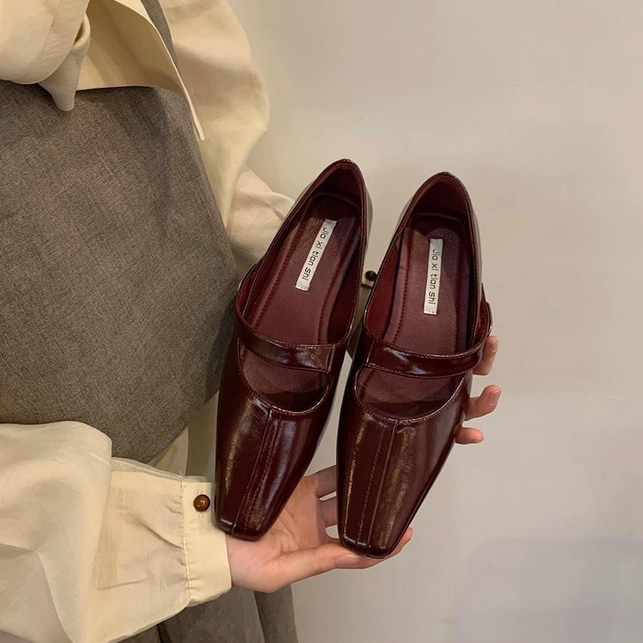 French Retro Temperament Light Mouth Single Shoes Girl 2025 Spring New Fairy High Sense Low Heel Mary Jane Small Leather Shoes