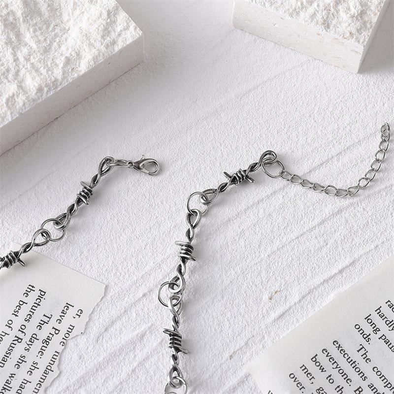 Cross-border Gothic Skull Moth Pendant Necklace with Barbed Wire Chain