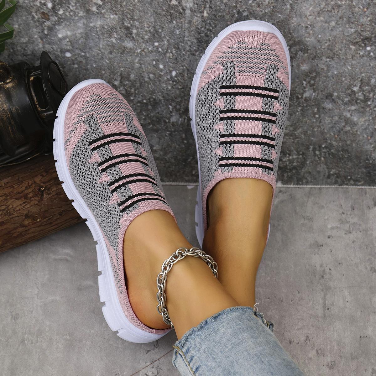 

Fashion Super Lightweight Large Dimensions Woman Golf Exerciser Walking Top Sale Life Sneakers Spring Shoes for Girls Sports 36-43 43 розовый