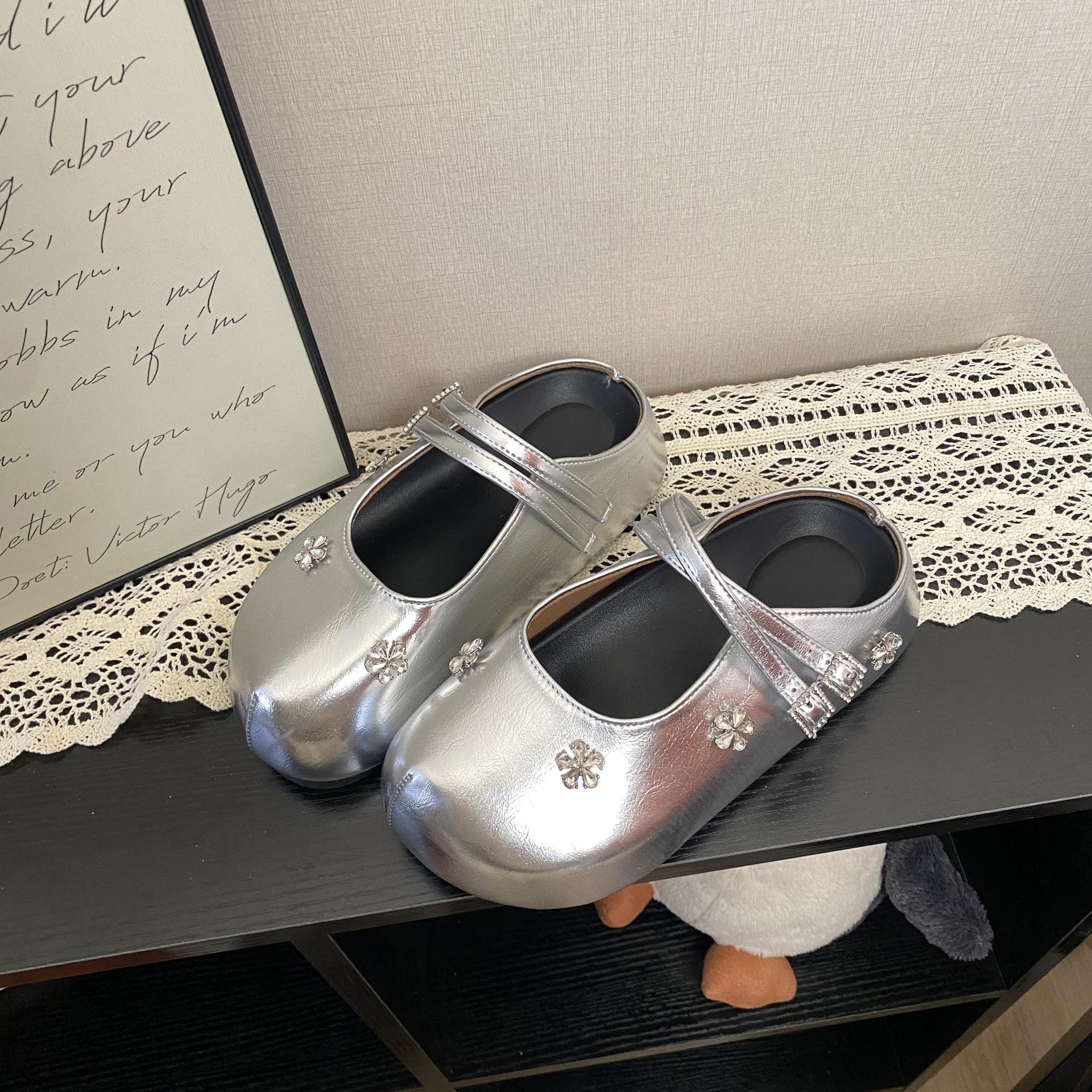 

Spring 2025 new fashionable rhinestone flower bag head half drag inner height increase flat bottom round head solid color 40 серебряный