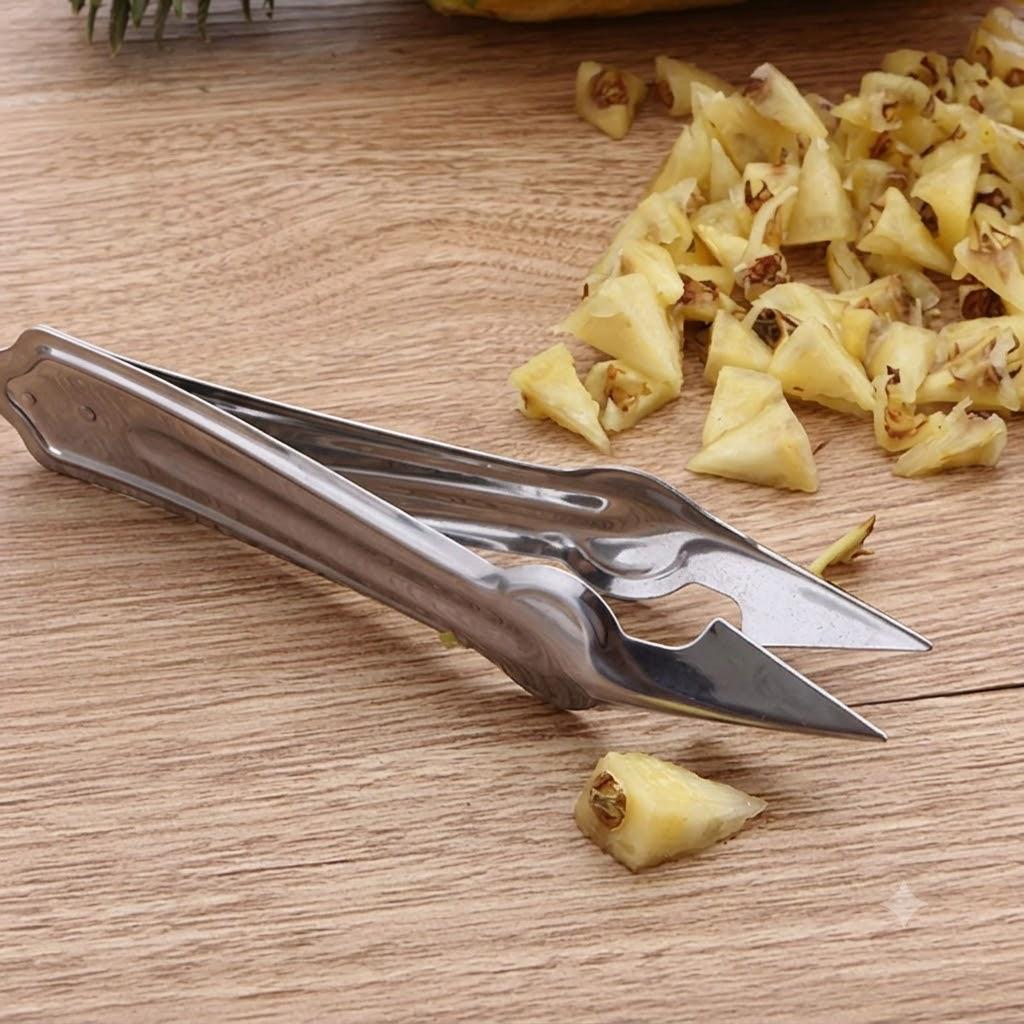 TreegoArt Multipurpose Stainless Steel Pineapple Peeler Remover Fruit Slicer Eye Cutter Practical Seed Remover Kitchen Tools - 6 Inches Length