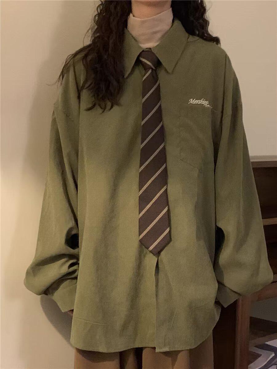 

2024 Унисекс зеленая ретро-стиль колледжа повседневная рубашка с длинным рукавом L