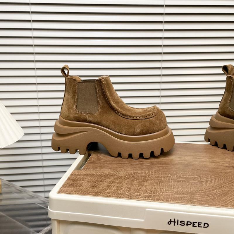 Fashion Thick-soled Heightening Martin Boots Women's 2025 Autumn New Versatile Big Head Lace-up Small Locomotive Boots Short Boots