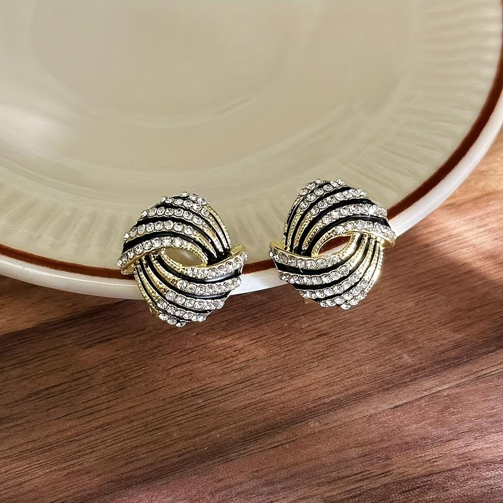 

Elegant Vintage Zinc Alloy Stud Earrings with Stainless Steel Post, Geometric Square Design with Rhinestone Accents, Classic Luxury Jewelry for Women