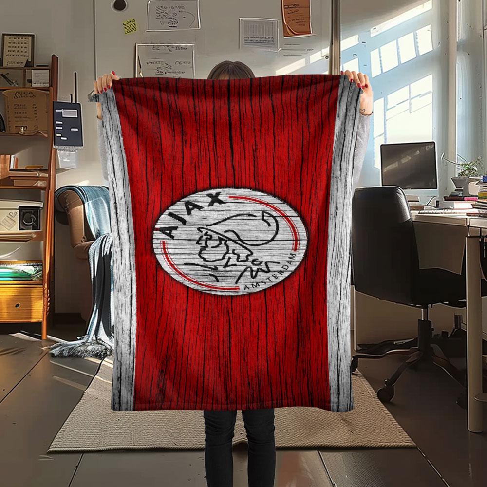 1PC Amsterdamsche Football Club Ajax Patterned Flannel Blanket Suitable For All Seasons for Home Decor Warmth and Comfort Gifts Holiday Present