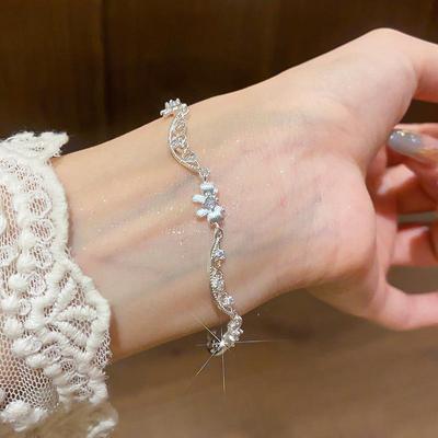 Korean Zircon Bow Lace Bracelet - Chic, High-End, Light Luxury Jewelry