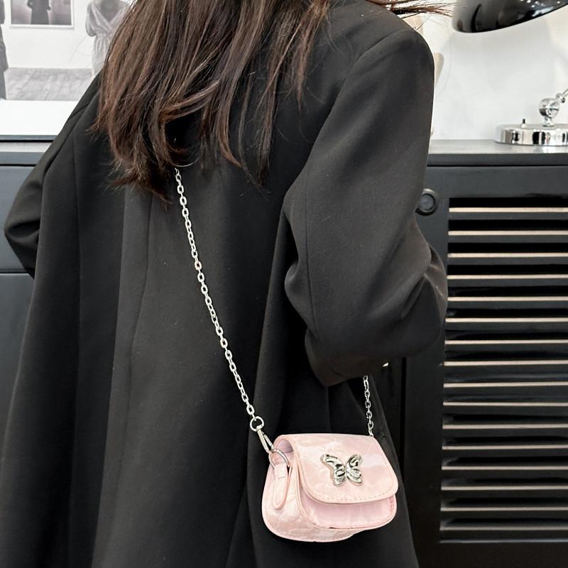 Stylish Black Chain Crossbody Bag For Women Ideal For Casual Summer Outfits