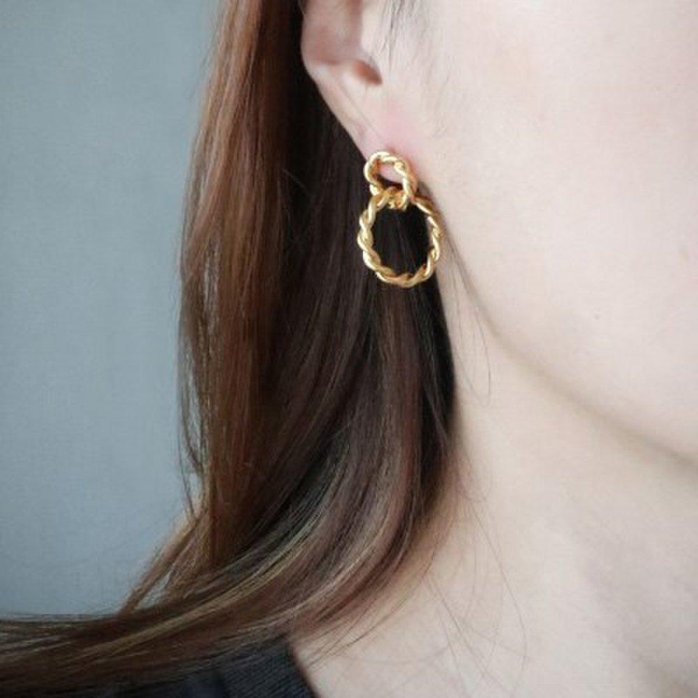 Double-ring Drop Earrings (2 Colors)