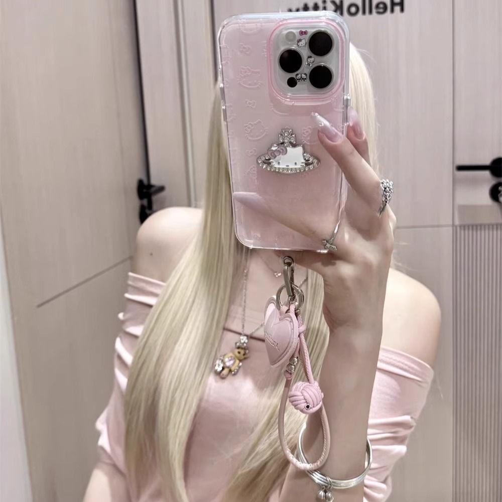 The Full screen KT Cat Sparkling Diamond Pendant Is Suitable for Apple 16Promax Phone Cases IPhone15 New Models 13 14 12