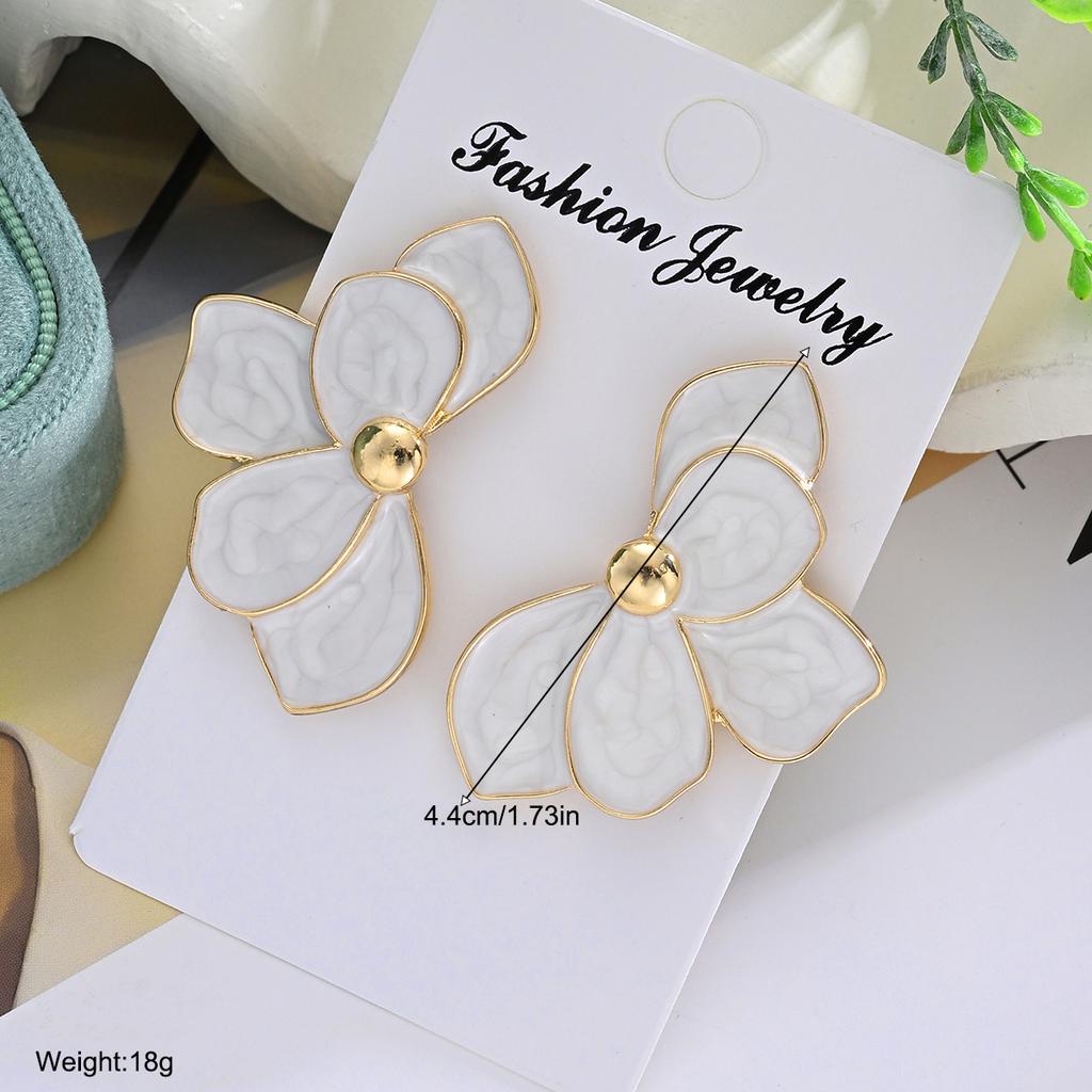 Fashion Enamel Petal Flower Stud Earrings for Women Korean Elegant Geometry Earring Exquisite Daily Trendy Jewelry Gift 2026 New