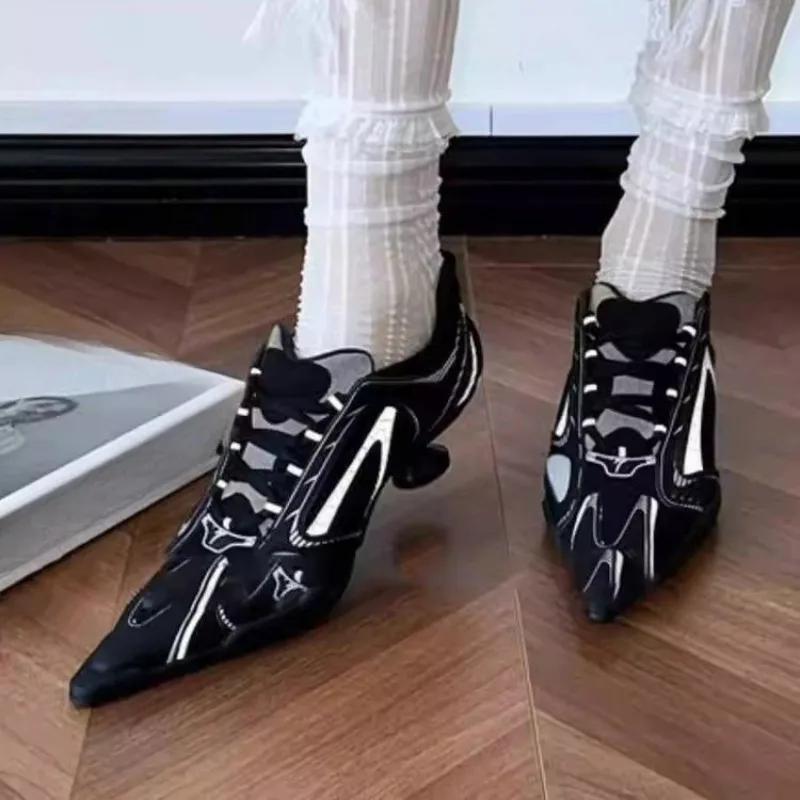 

Men Women Summer Sports Shoes Breathable PointedToe New Versatile Mesh Suitable for Daily Wear and Various Occasions 37