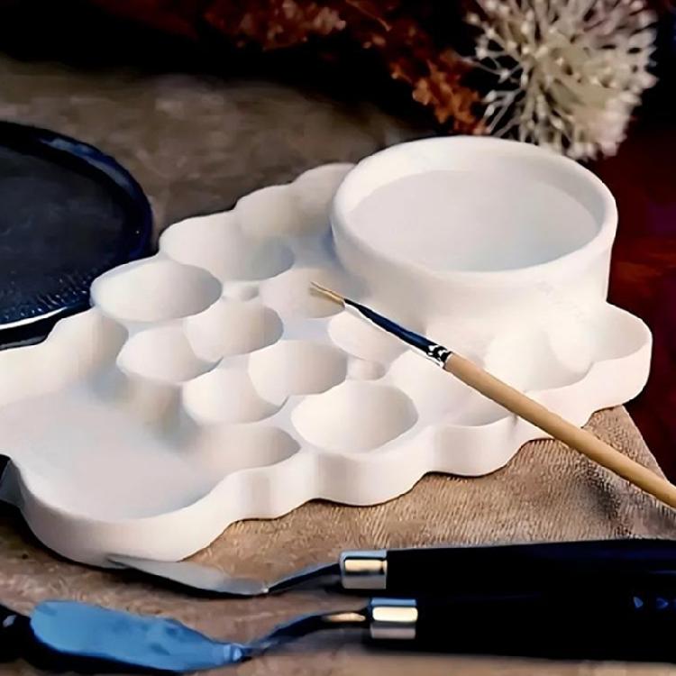 Reusing Plastic Painting Palette For Children's Art Projects Light Weight Design Paint Mixing Tray For Easy Storage