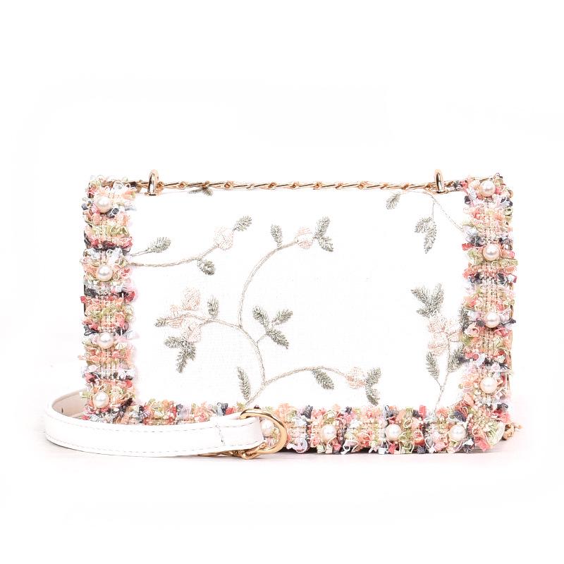 Women's shoulder bag embroidered with flowers PU leather shoulder bag with chain