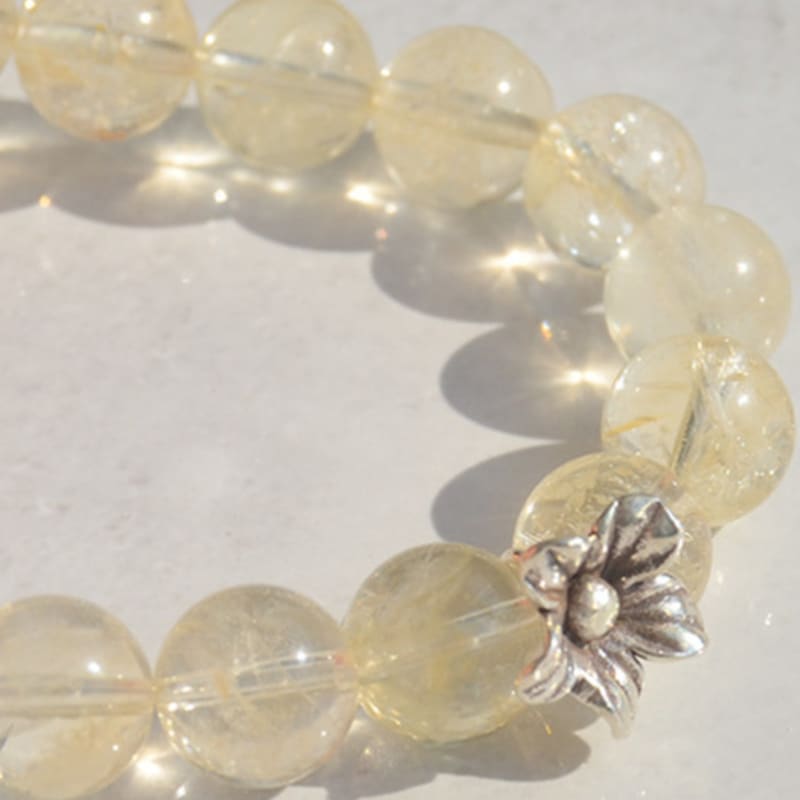 martha in the garret daisy floret