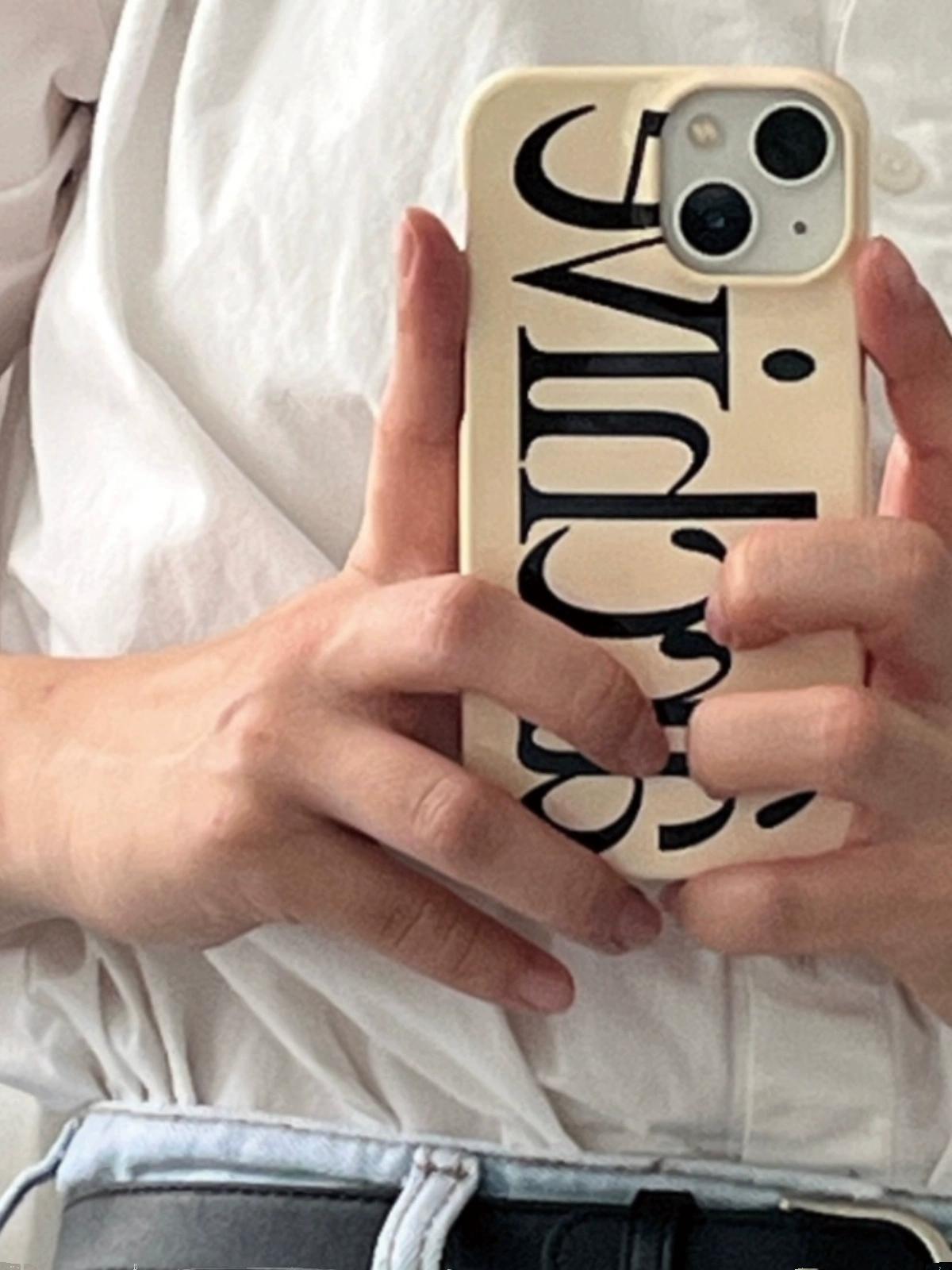 

Minimalist And Personalized Letter Archive Phone Case for iPhone 17AIR 16 15 14 13 12 11 PRO MAX XS XR 7 8 PLUS Y2K Soft Cover iPhone 8