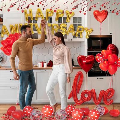 Romantic Decoration, Red Heart-shaped Balloons, Heart-shaped Hanging Rope, Rose Petals, Perfect for Valentine's Day, Anniversary