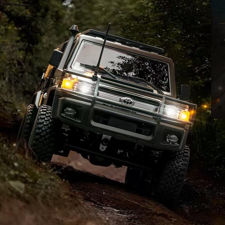 1:12 Scale Off-Road 4WD RC Climbing Car Model MN82S