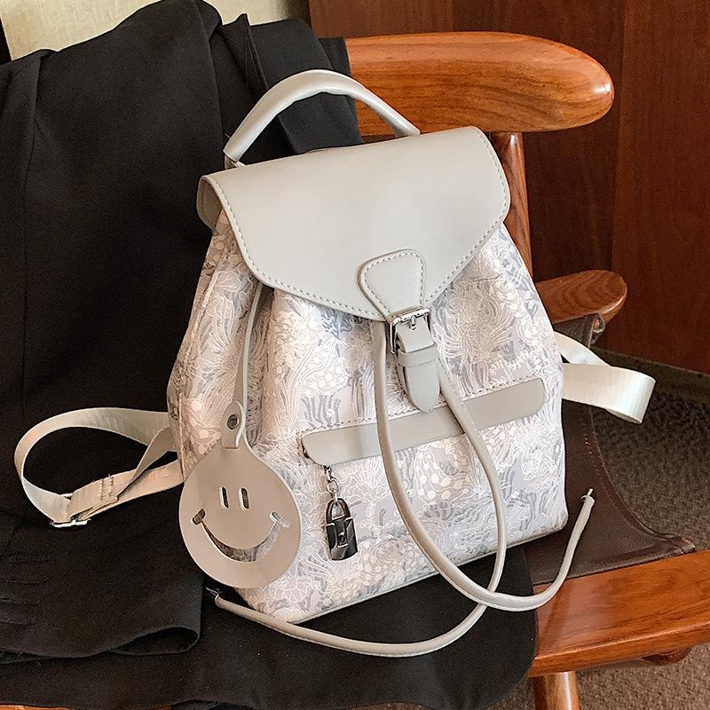 

Нишевая дизайнерская сумка 2025 новый рюкзак женская портативная сумка-ведро высококлассный рюкзак для отдыха и путешествий серый