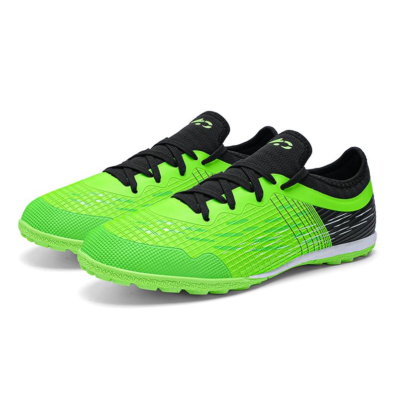 

Футбольные бутсы 33-45. Мужские высокие носки, футбольные бутсы, молодежная спортивная обувь. Футбольные тренировочные кроссовки. Детские футбольные бутсы. 45