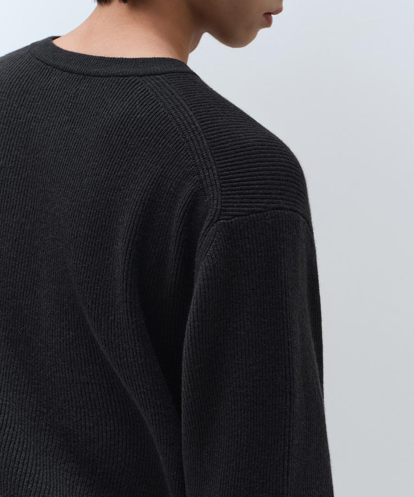 MUSINSA STANDARD [Victoria Wool] Minimal Ribbed Henley Neck Knit [Dark Gray]