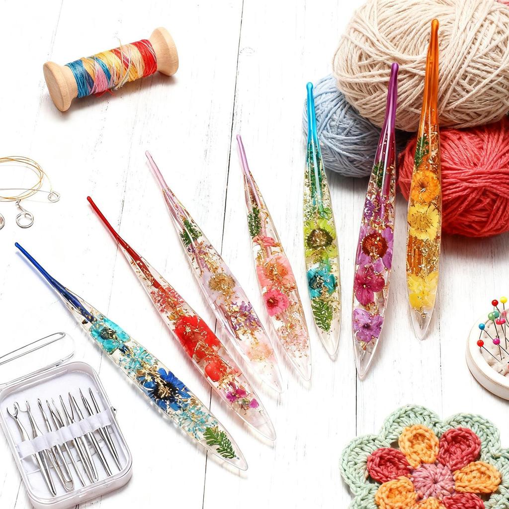 Resin Crochet Hooks Set 9 PiecesStylish Floral Pattern Pretty Craft Yarn Weave Knitting Needles Crochet Kit For Blanket Doll Hat