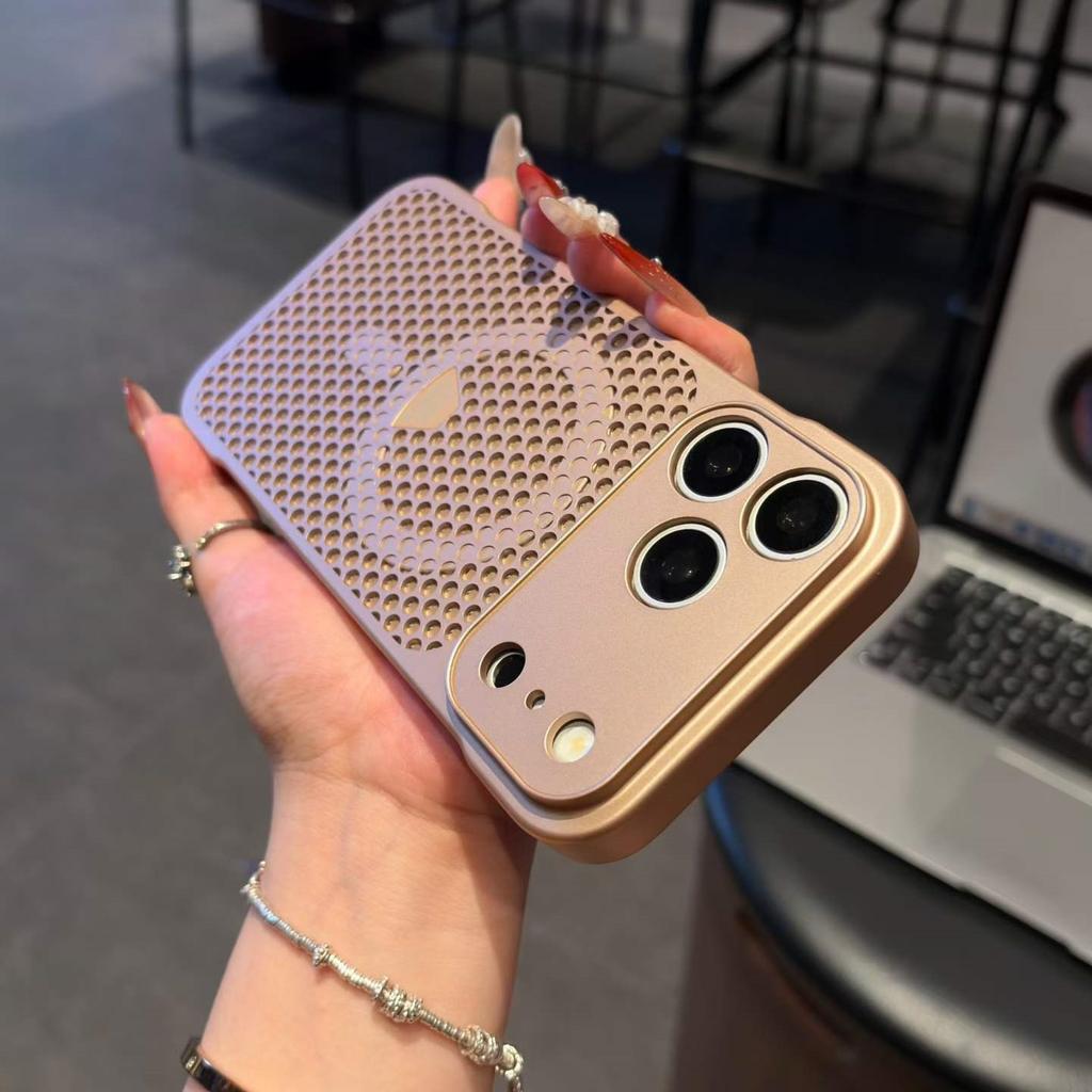 Honeycomb borderless suitable for Apple 17promax mobile phone case ultra-thin heat dissipation magnetic suction 17pro/16pm protective case