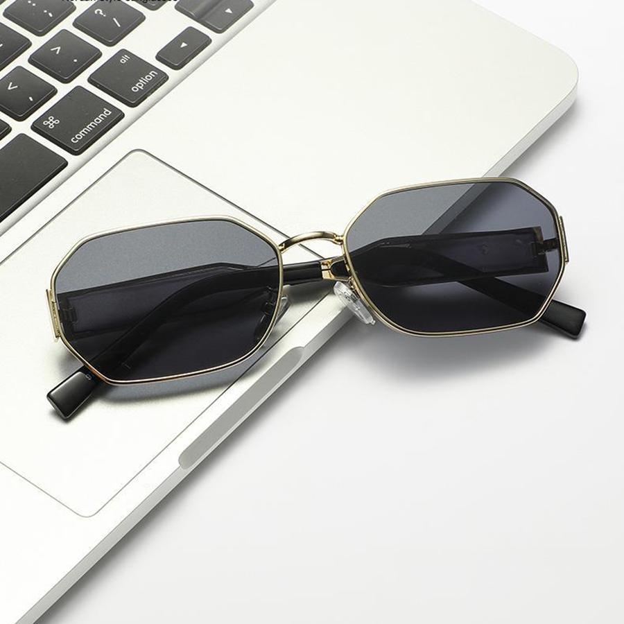 Fashion Sunglasses Small Frame Metal Sunglasses Non-polarized Fashion Accessory 