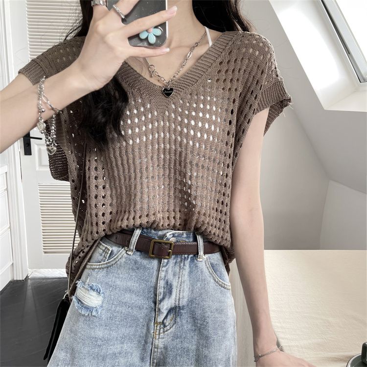 Hollow V-neck Ice Silk Knitted Shirt Short Sleeved T-shirt Women's Thin Collarbone Top Winter Year Sun Protection Cover
