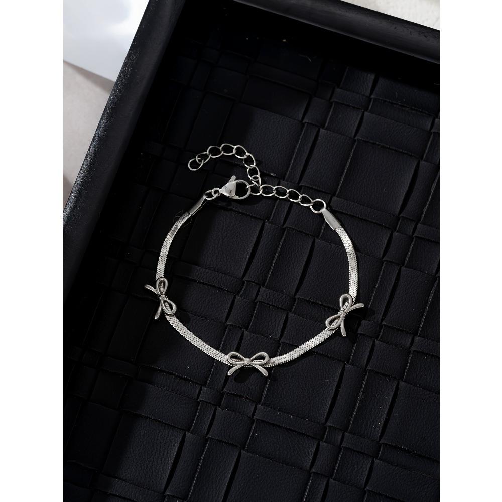 Fashionable Butterfly Knot Bracelet, Suitable for Daily Wear, Parties, and Music Festivals, Ideal Birthday or Anniversary Gift.
