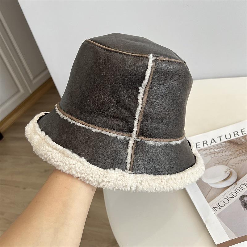 

Зимняя ретро вымытая ПУ кожа шляпа-ведро с плоским верхом женская бархатная внутренняя теплая ветрозащитная модная шляпа-котелок M（56-58cm）