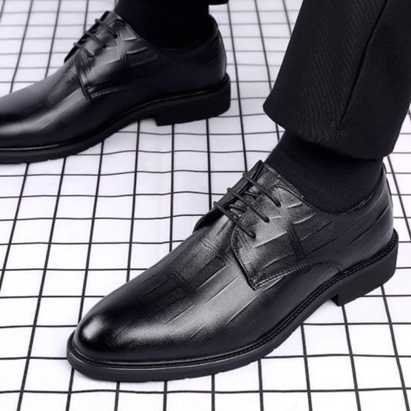 Korean Style Round Toe Social Shoe Male Young Students Low Price 2026 New Clothing Gentleman 39 Footwear Suit Men's Formal Shoes