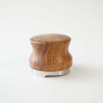 FUN COFFEE 58mm Espresso-Verteiler mit Holzgriff und Edelstahl, Gewerbliche Nutzung, Drei geneigte Schrägen (co-0028)