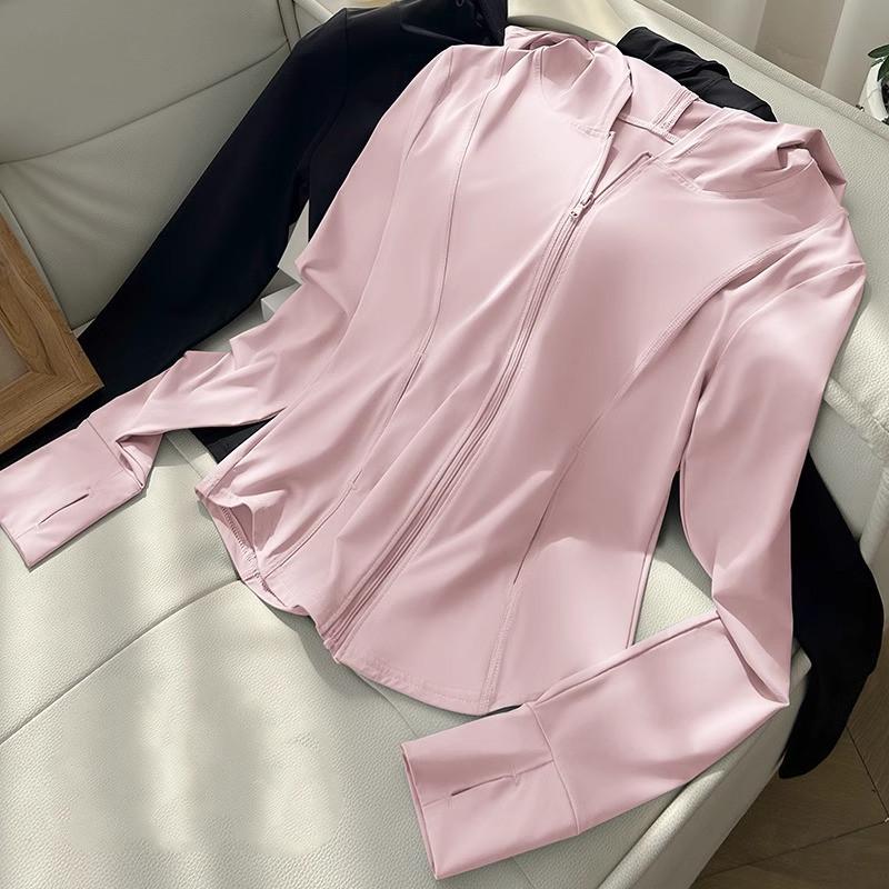 

Женская розовая приталенная куртка с капюшоном для защиты от солнца - Легкая, дышащая летняя верхняя одежда для йоги One Size [40-70 kg] розовый