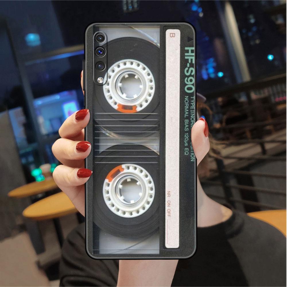 Hülle für Samsung Galaxy A50 A70 A30 A20s A20e A10 A40 A10s A10e M52 M51 M31 M30s M21 Telefonabdeckung Magnetische Radiobandkassette