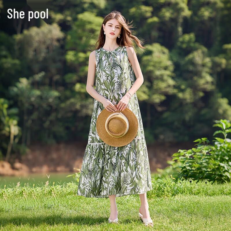 Women s Sleeveless Floral Print A-Line Maxi Dress M