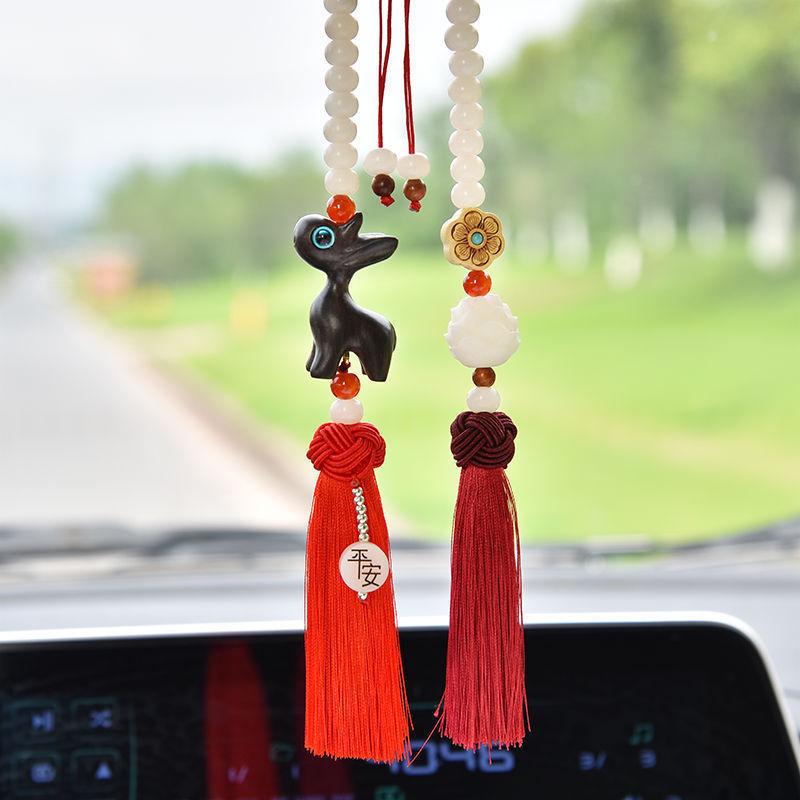 Sandalwood Deer Car Pendant: Cute Rearview Mirror Ornament for Men & Women