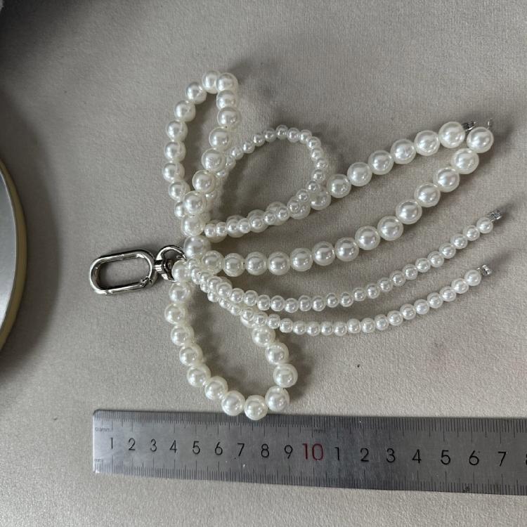 Pearl Beaded Bowknot Keychain Decorations Pendant Handbag Hangings Ornament Sweet Keyring Pendant for Women Girls