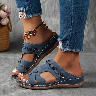 Dámské klínkové pantofle s výřezy, boty slip-on s měkkou podrážkou a otevřenou špičkou, ležérní letní plážová obuv pro venkovní nošení