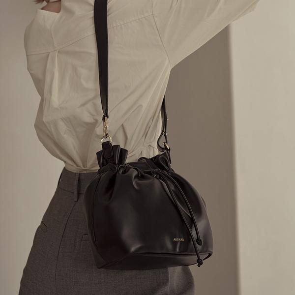 Hershey Bag Black Shoulder and Cross Bag, Akakhsb2021-7000005344