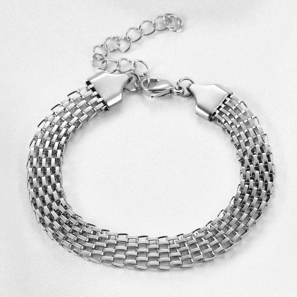 European & American 18K Gold Twisted 8MM Woven Stainless Steel Fashion Bracelet for Women