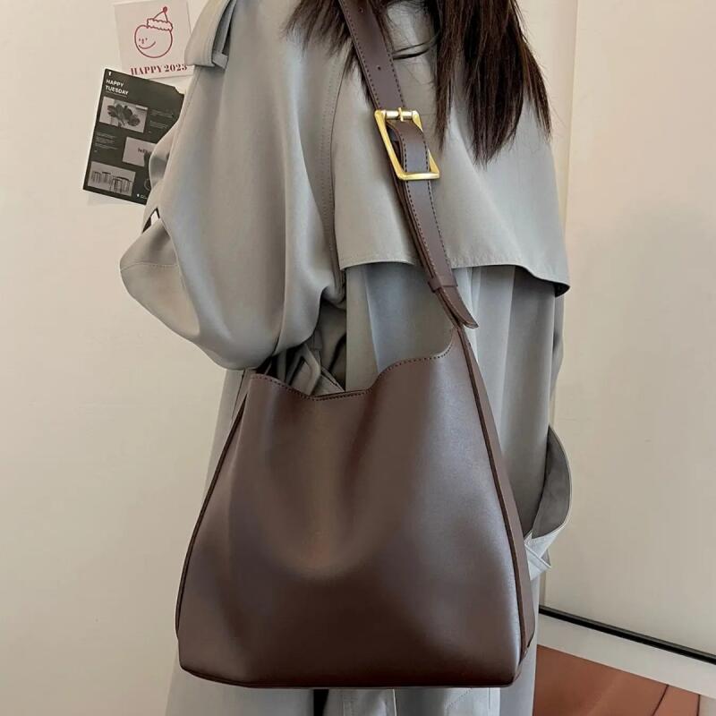 Shoulder Bags for Women  Fashion Trendy Female PU Leather Crossbody Bags Simple Large Capacity Bucket Handbags and Purses