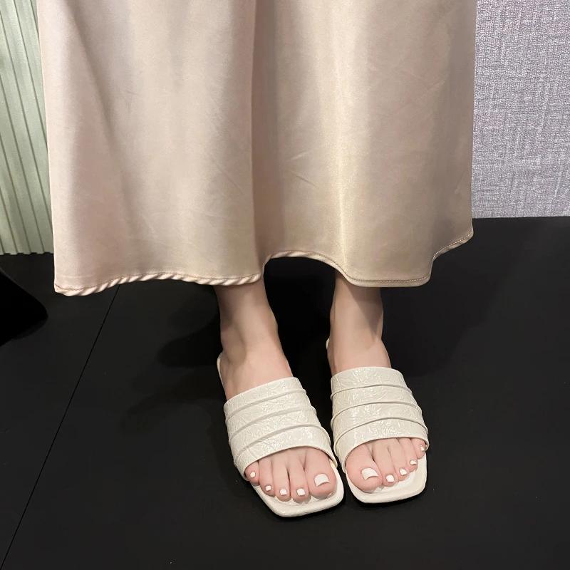 Shoes for Women 2025 New Summer Outdoor Concise Women's Slippers Square Toe Peep Toe Casual Versatile Beach Slippers Women