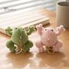 Einzigartiger Tier-Schlüsselanhänger Niedlicher Frosch Plüsch-Schlüsselanhänger, Weiches Stofftier-Anhänger mit Erhabener Pfote, Cartoon-Geschenk für Liebhaber Taschenanhänger Rucksack, Mini-Puppe