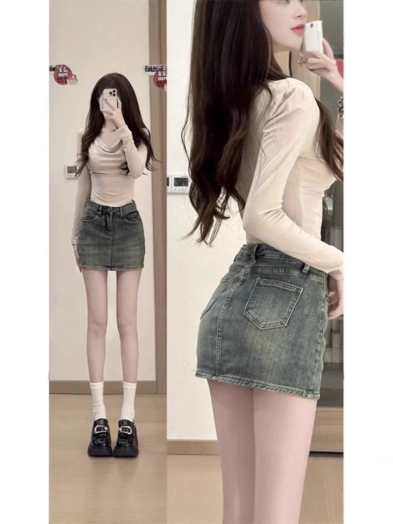 

2025 Spring Retro Spicy Girl High Waist Denim A-line Mini Skirt for Women Medium