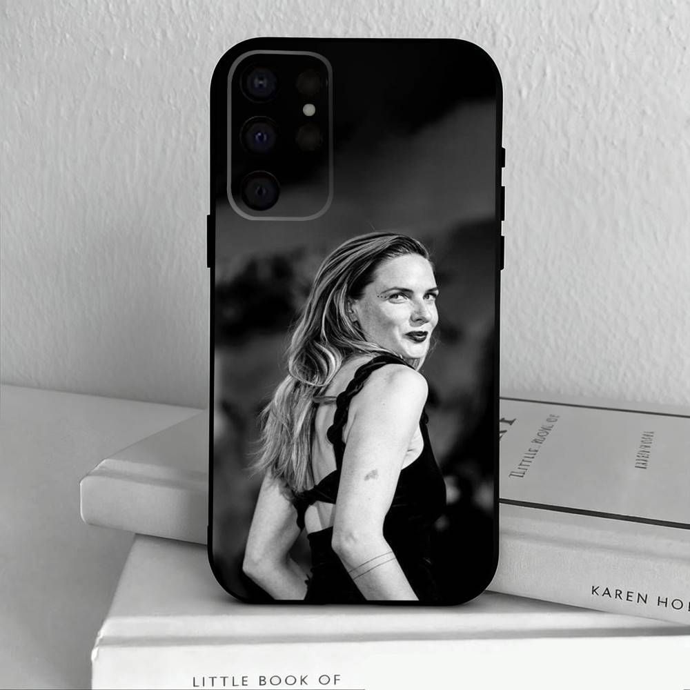 

Actress Rebecca Ferguson Phone Case For Samsung S25,24,23,22,30,21,10,9,Ultra,Plus,Lite,FE,4,5 G Soft Black Case Samsung S25Plus