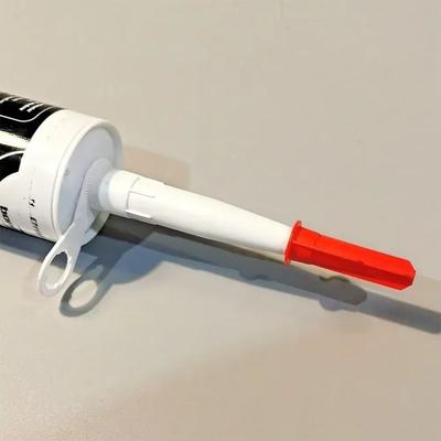 Stavebné náradie – Pištole na silikón