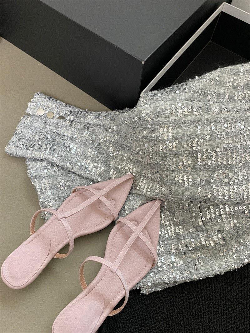 

Нишевые остроносые крутые тапочки женские летние на танкетке с открытым носком пляжные туфли с перфорацией 40 розовый