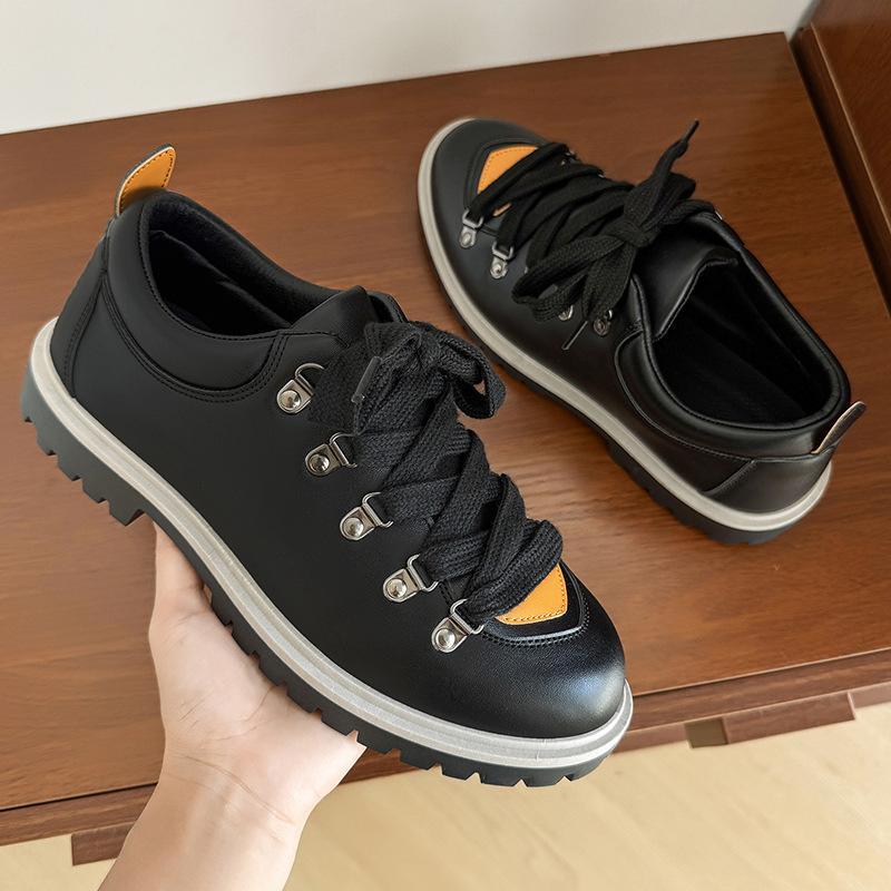 

Men Vulcanized Shoes 2026 Autumn Outdoor Fashion Running Shoe Casual Sneaker Leather Anti Slip Sport Shoes Zapatos Hombres 39 чорний